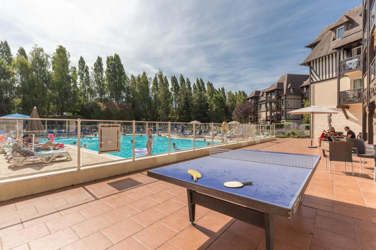 Pierre & Vacances La Residence Du Golf Deauville Extérieur photo